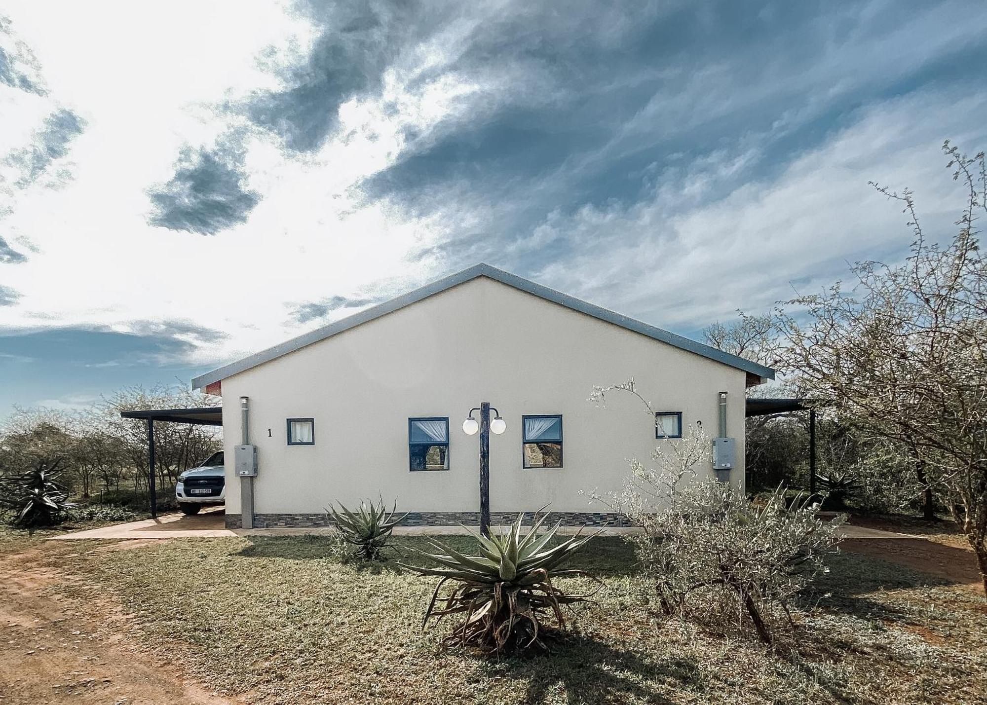 Umkhaya Lodge Mkuze エクステリア 写真
